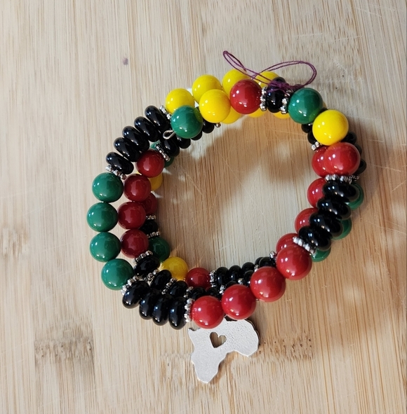 Hand Crafted Wrap Bracelet Black History Pan-African Afro-American Green Yellow - Picture 1 of 7